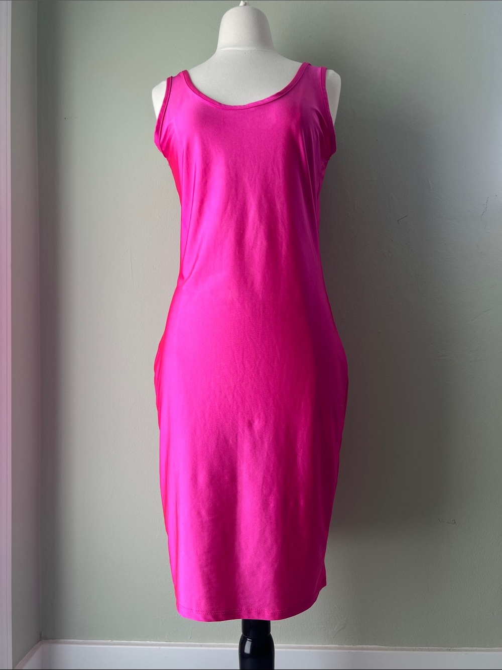 Discovery Hot Pink Sleeveless Midi Dress